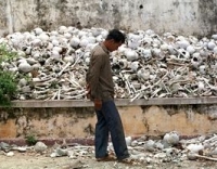 A photo of a ‘mountain of skulls’ from one of the Khmer Rouge’s ‘killing fields.’ Michael Savage argues that this could be a scene from Obama’s America.