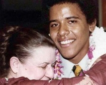 A 1983 photo of Madelyn Dunham hugging her grandson, Barack Obama, on the occasion of his graduation from college.