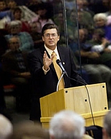 Richard Mack speaks to a tea party rally in Post Falls, Idaho, in November 2009.